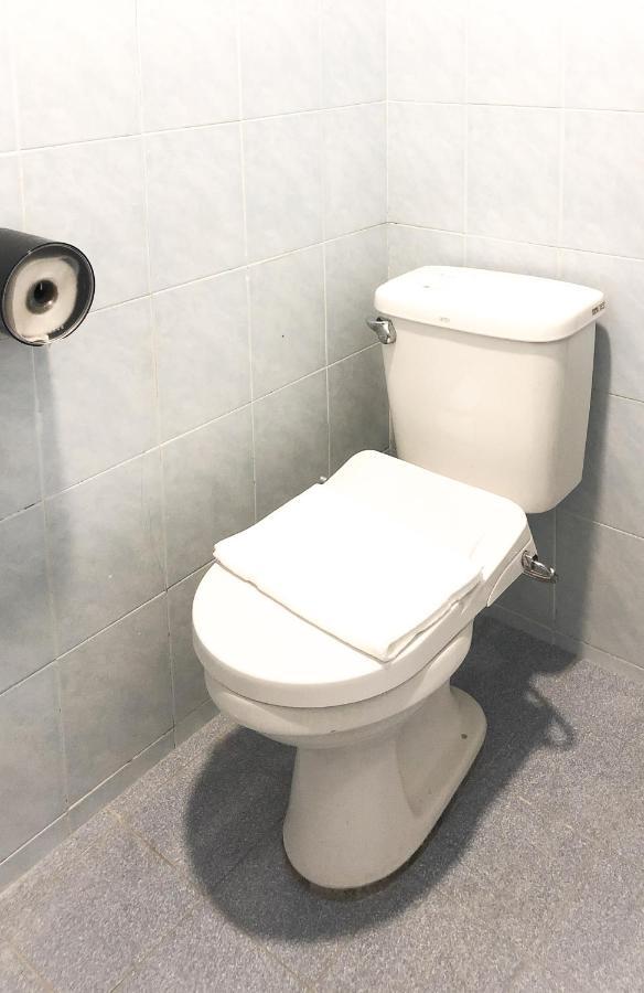 Hako Xpress Skudai Baru Hotel Johor Bahru Kültér fotó